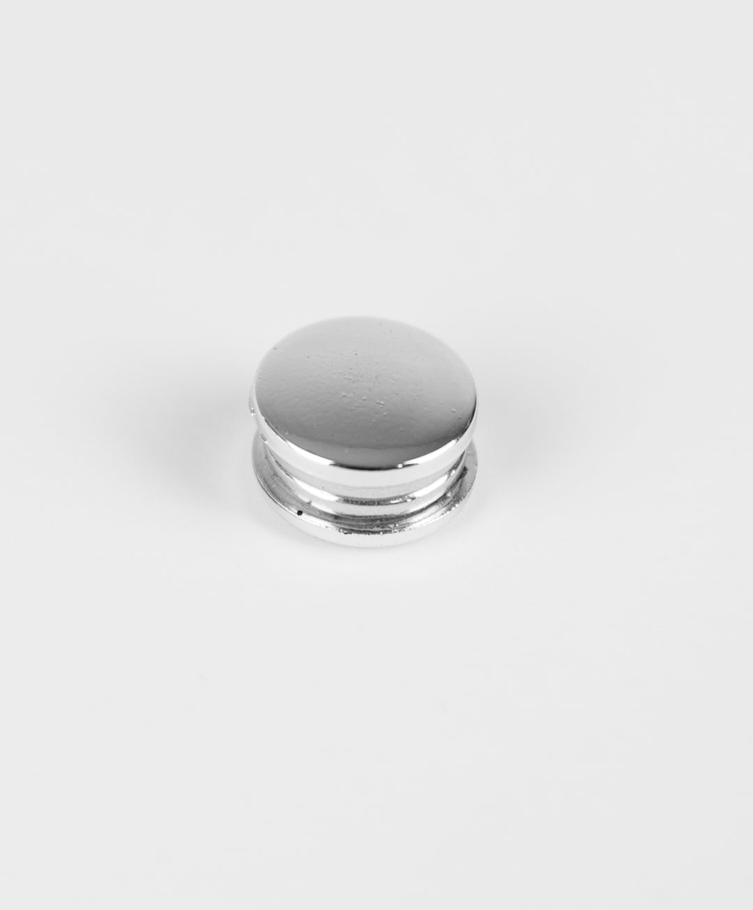 Metallic Magnetic Pin