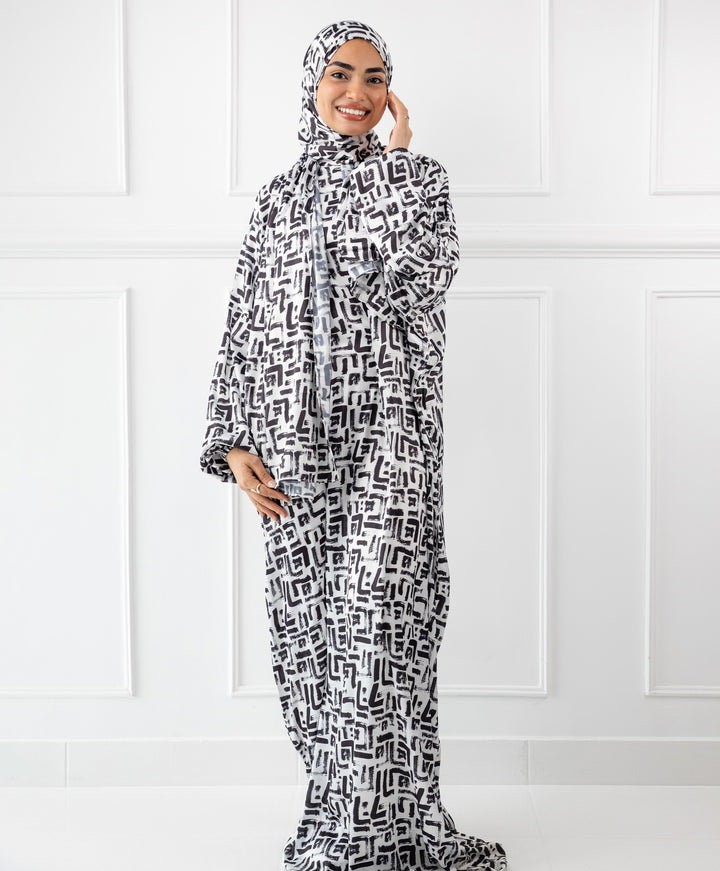 Ink Blot Satin Isdal