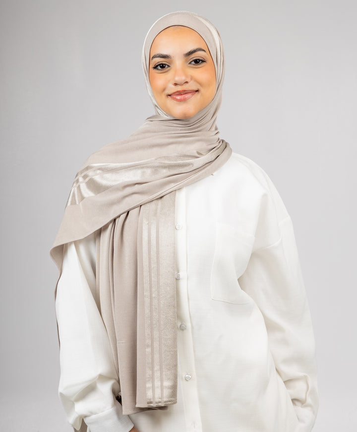 Luxurious Kuwaiti Scarf