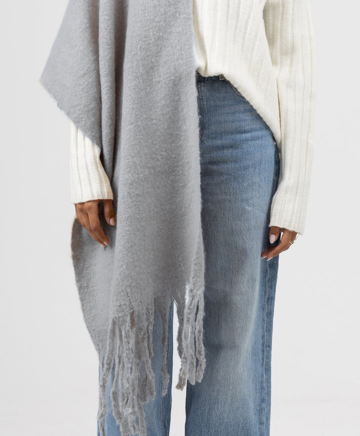 Essential Shawl-Grey