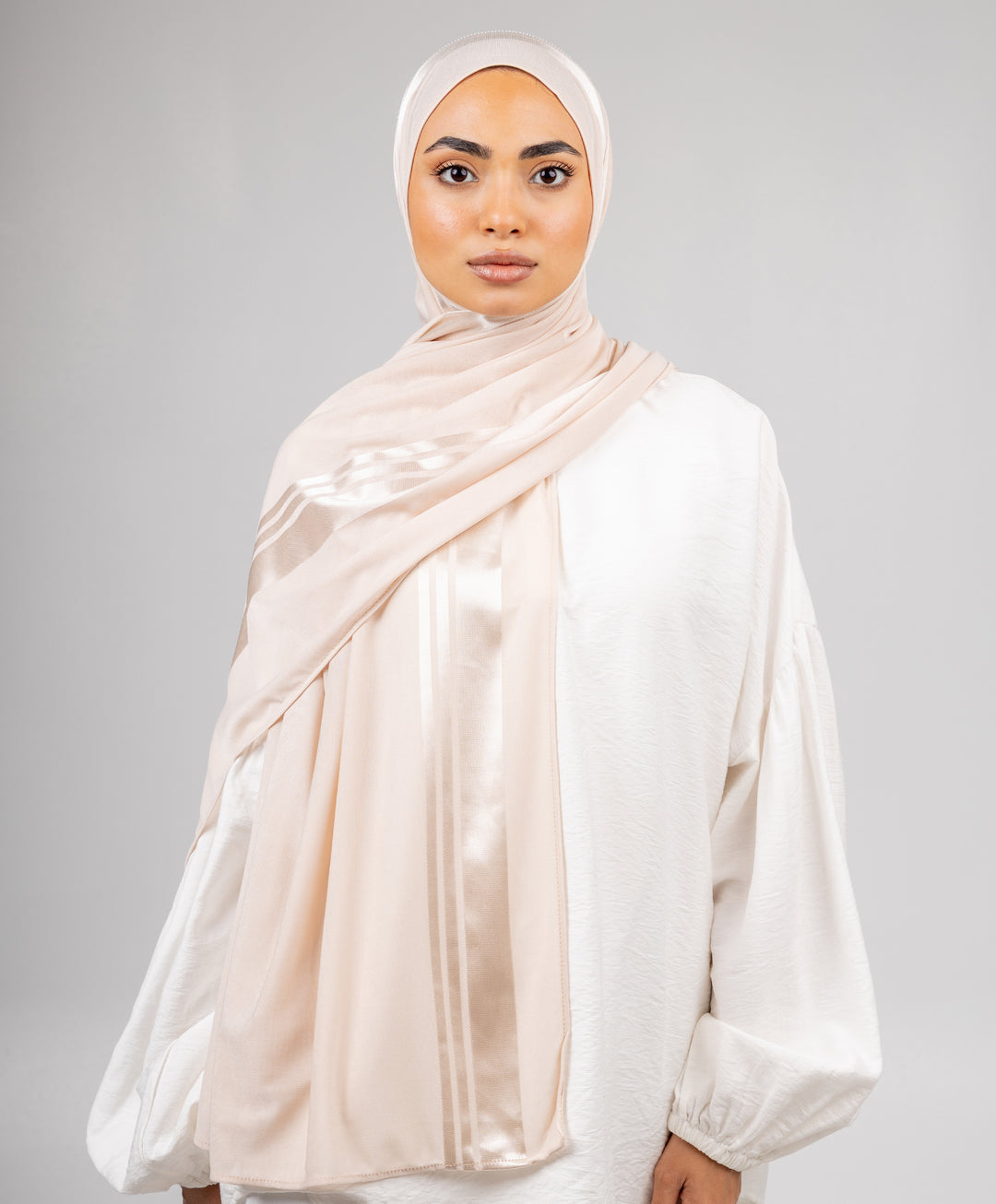Luxurious Kuwaiti Scarf