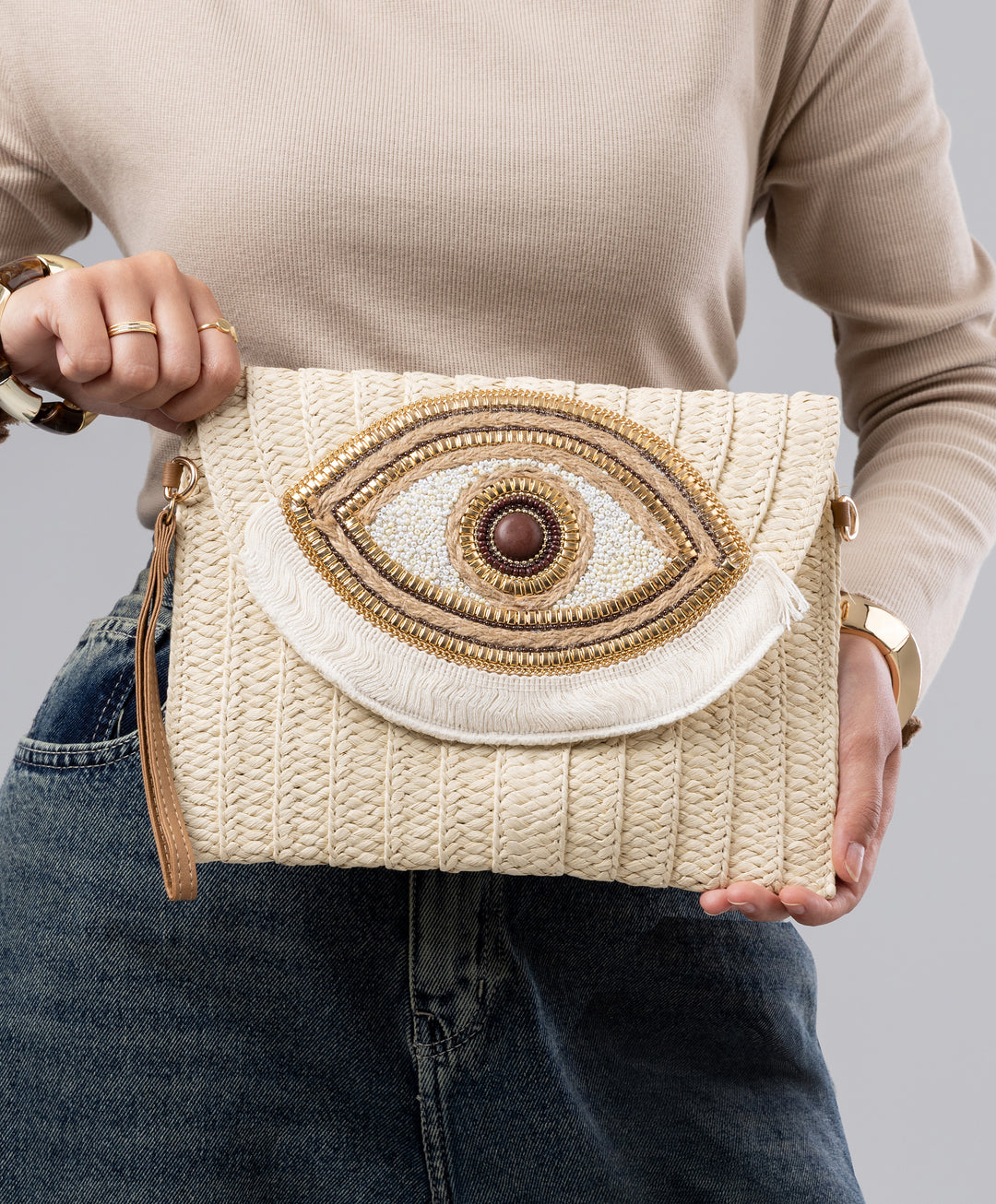 Eye Clutch