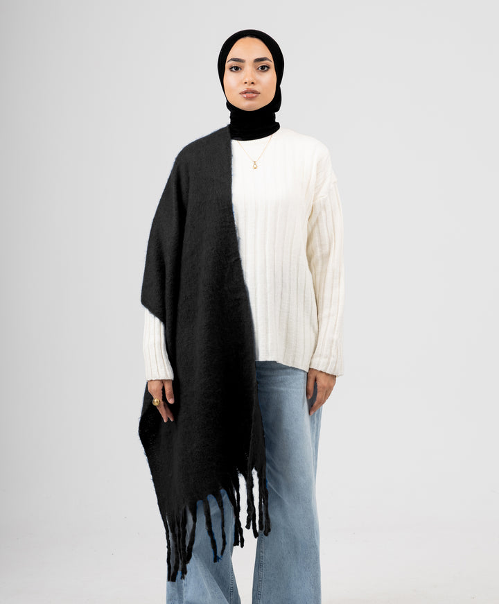 Essential Shawl-Black