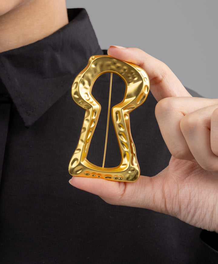 Keyhole Brooch
