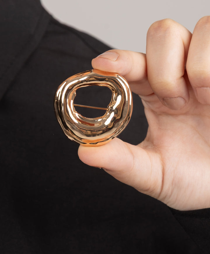 Round Brooch