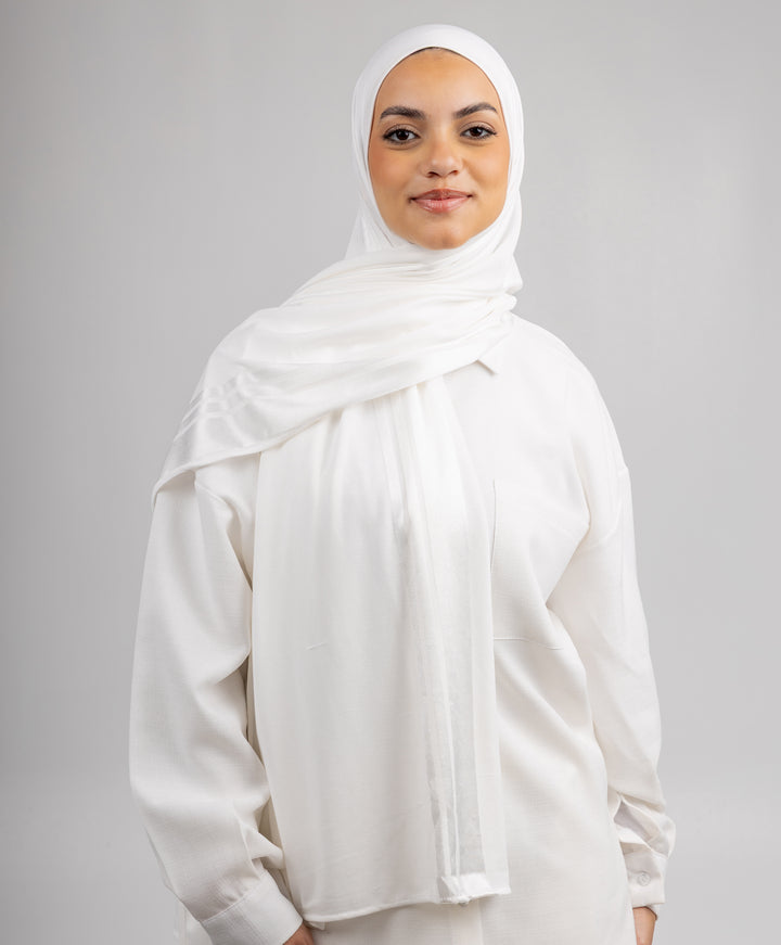 Luxurious Kuwaiti Scarf