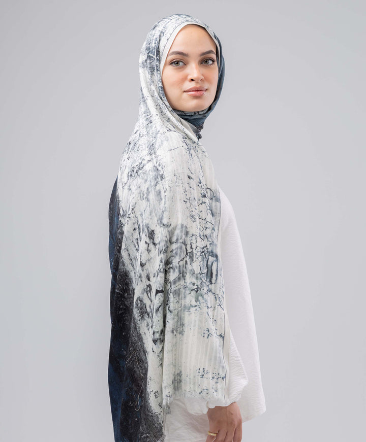 Smoke Sponge Scarf