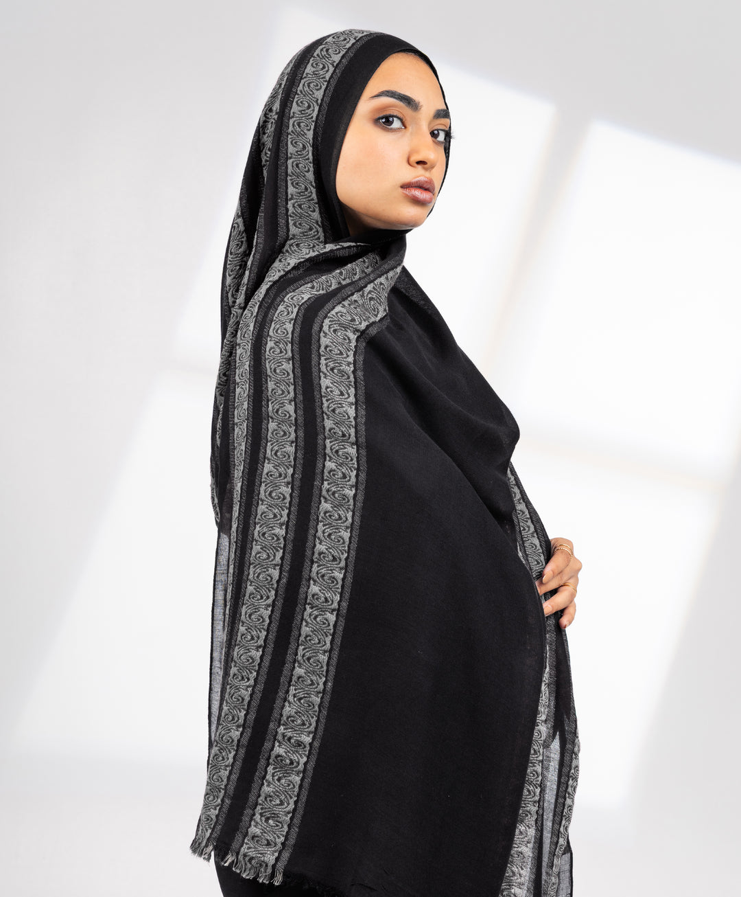 Midnight Lace Linen Scarf