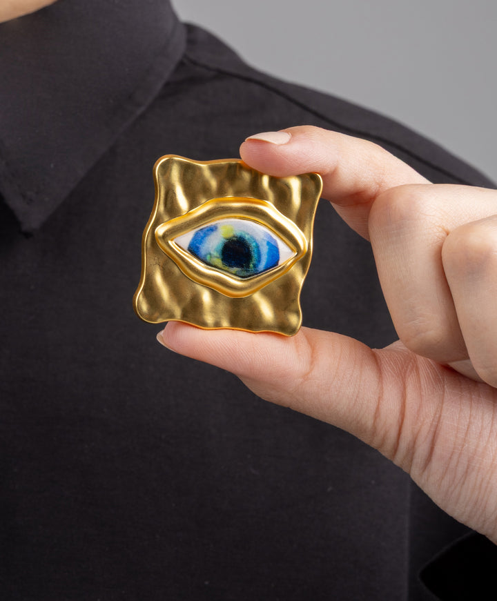 Orveil Brooch