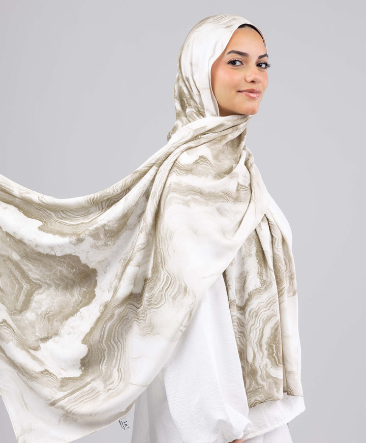 Wave Modal Scarf