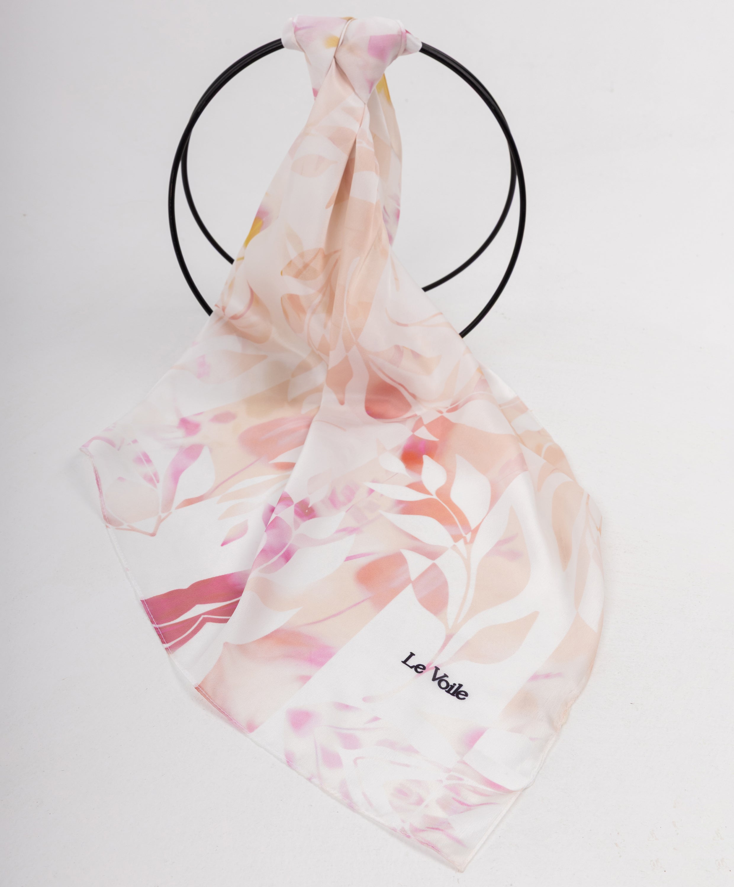Printed Thick Satin Sq. Scarf – Le Voile