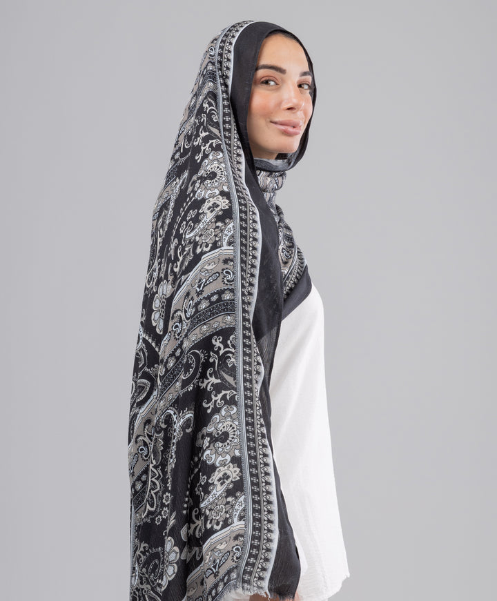 Noir Sponge Scarf