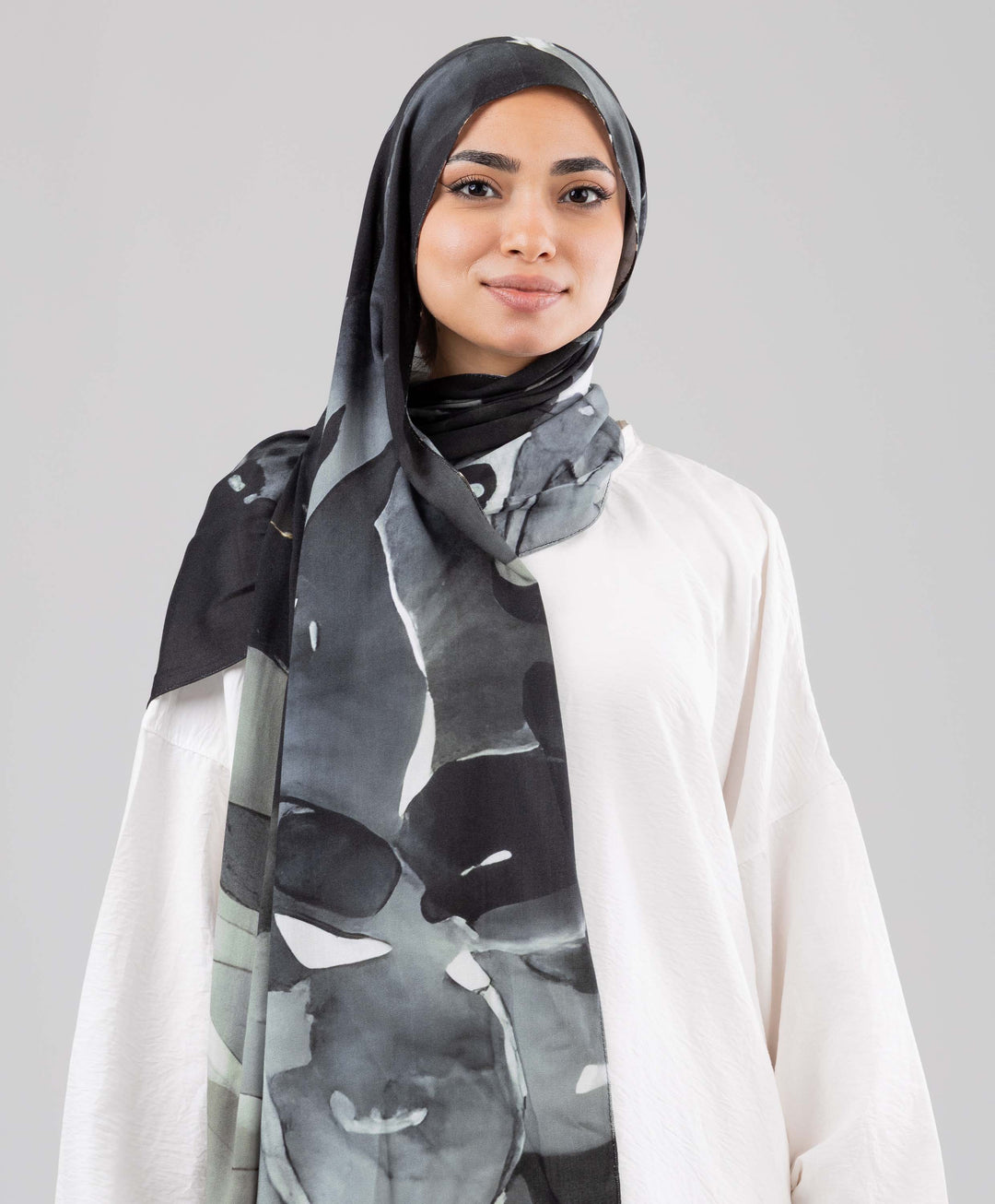 Shadow Modal Scarf