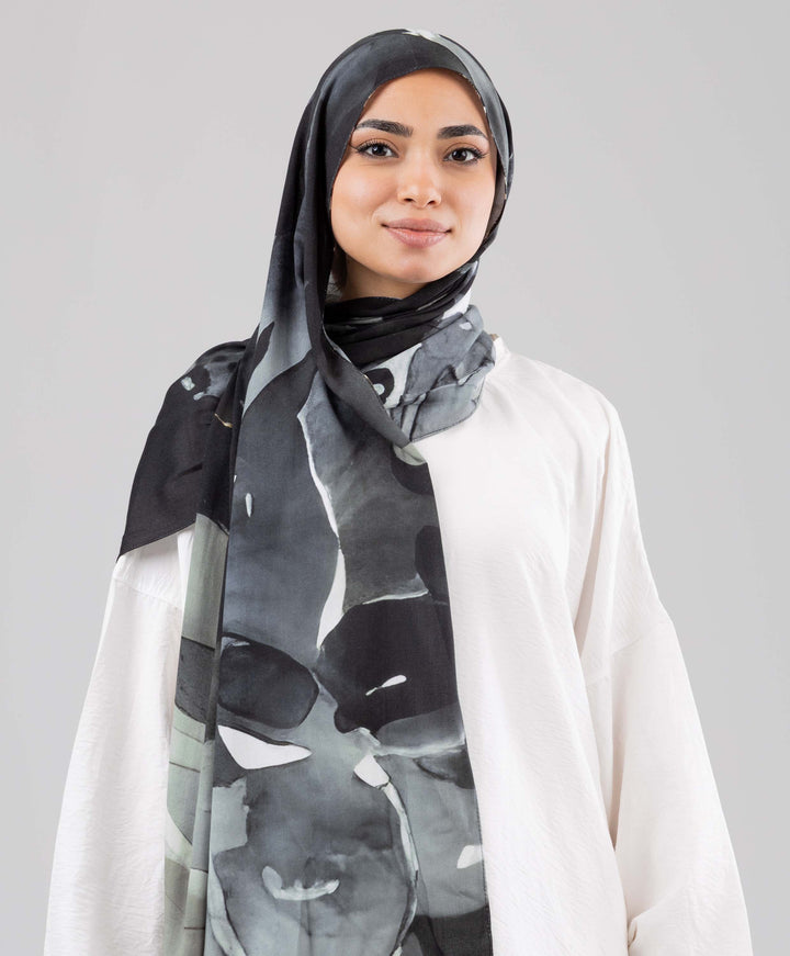 Shadow Modal Scarf
