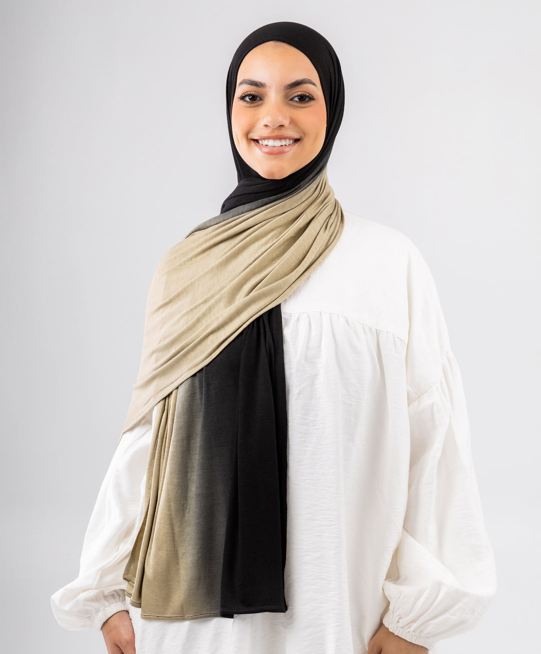 Kuwaiti Gradient Scarf
