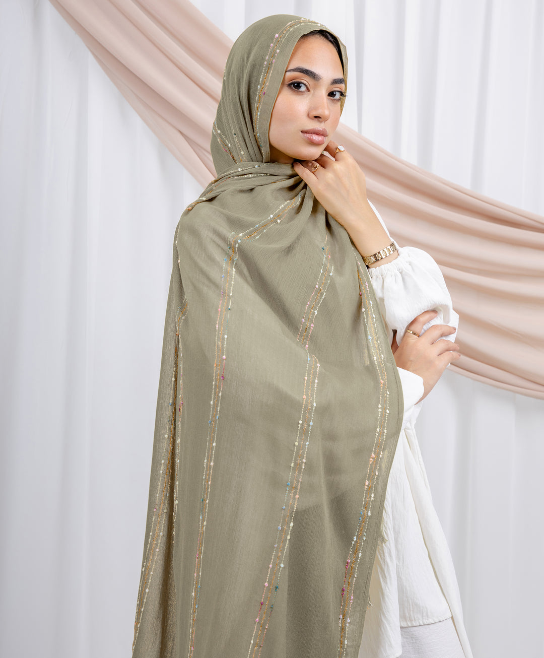 Embroidered Linen Scarf