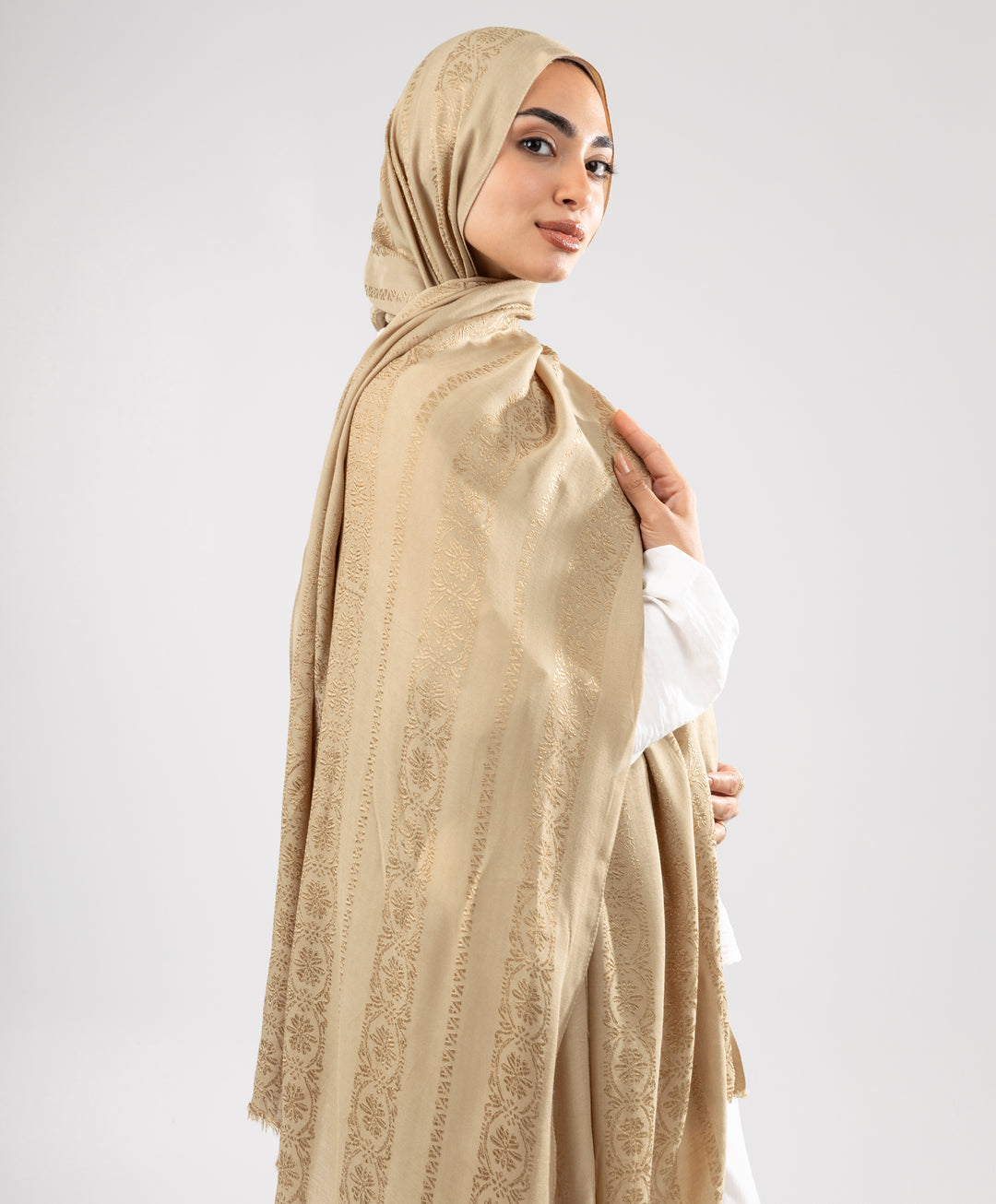 Majestic Linen Scarf