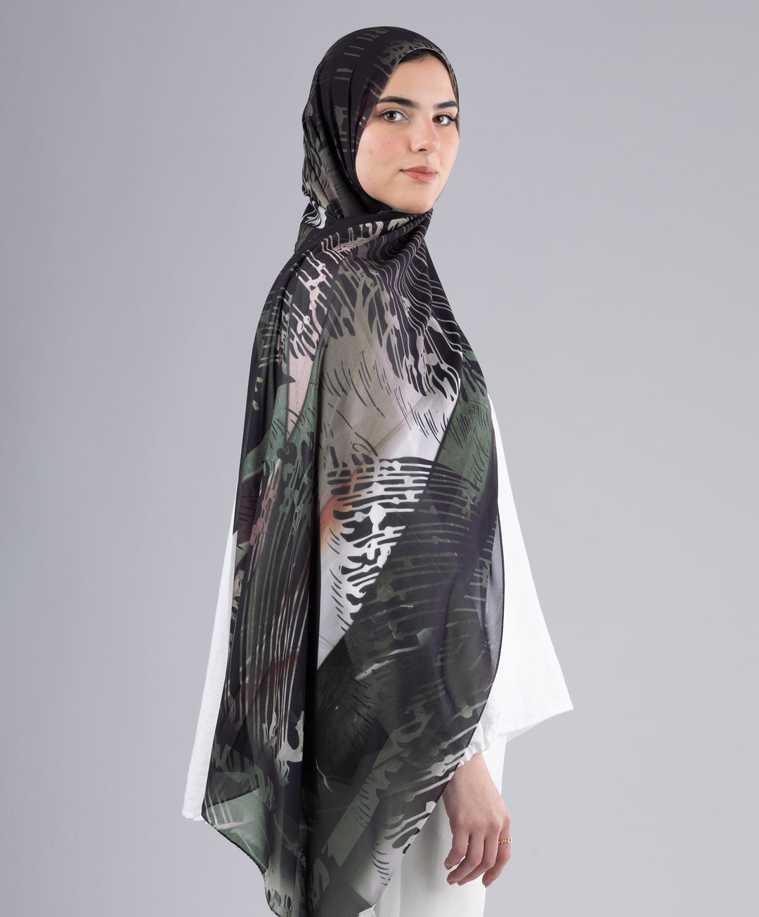 Noir Vert Chiffon Scarf