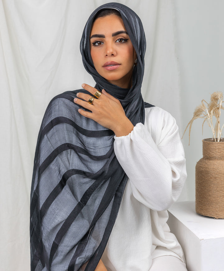 Lustrous Linen Scarf