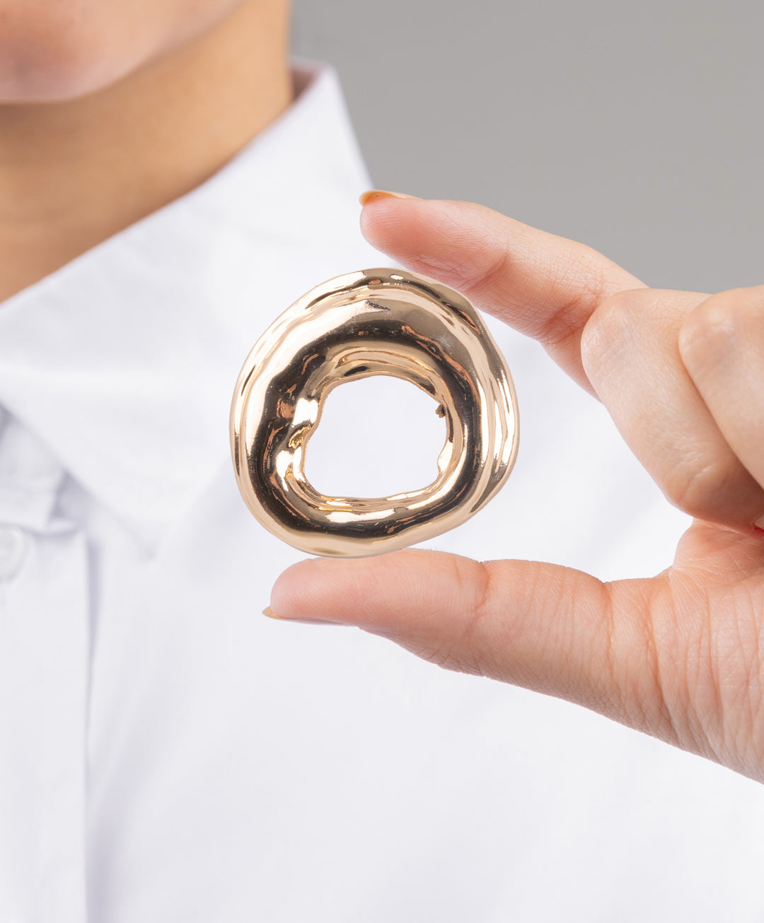 Round Brooch