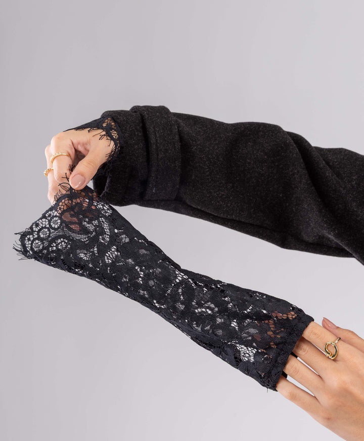 Long Lace Sleeves