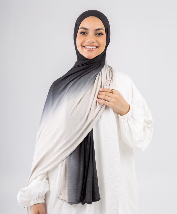 Kuwaiti Gradient Scarf