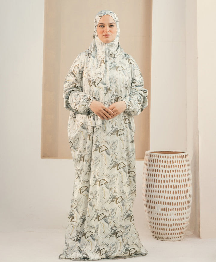 Tranquil Satin Isdal