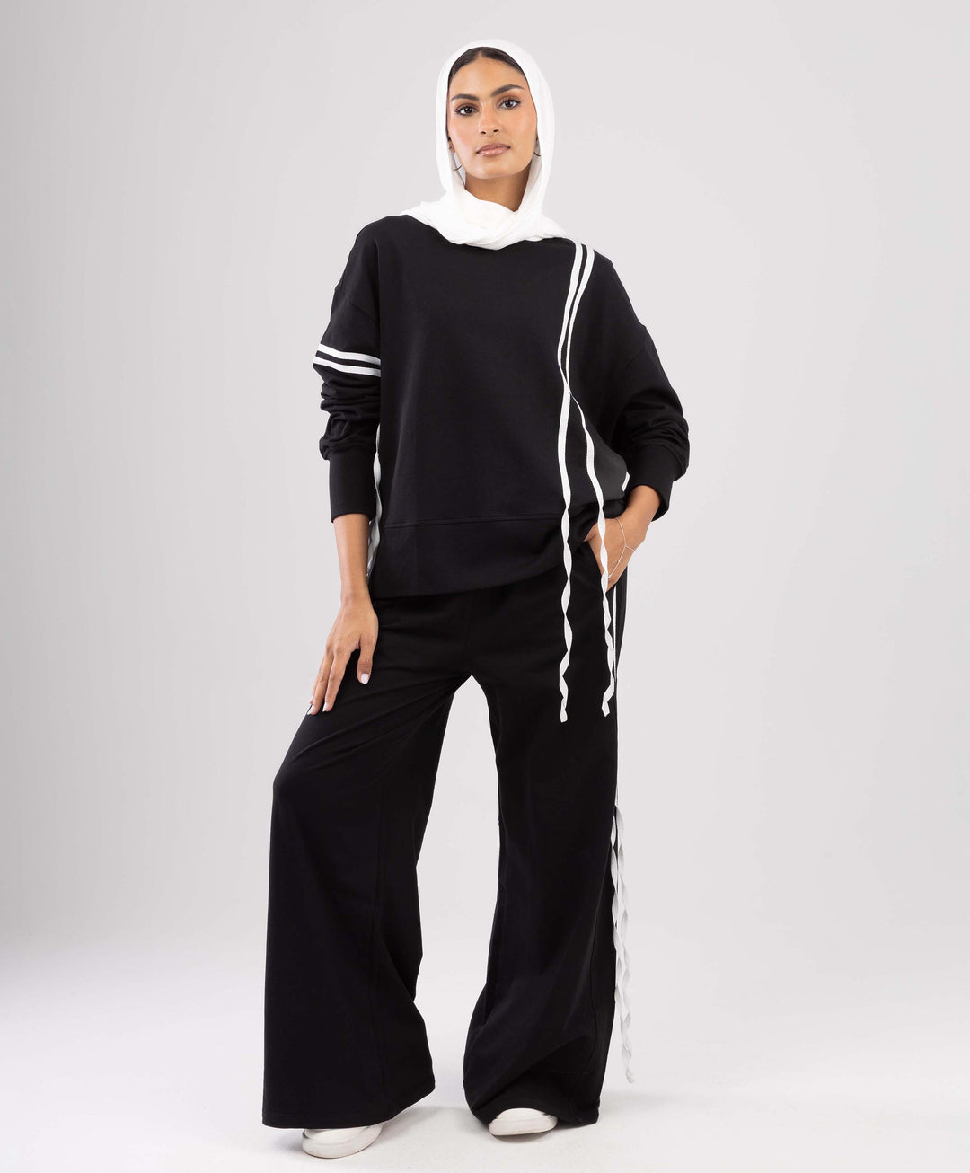 White Stripes Cotton Set