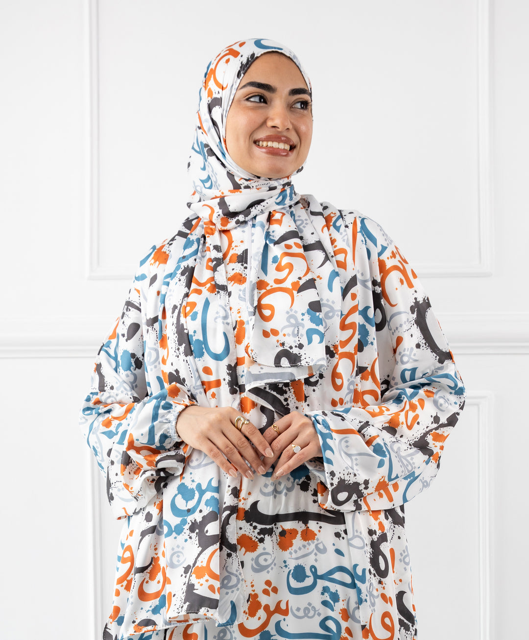 Calligraphy Satin Isdal