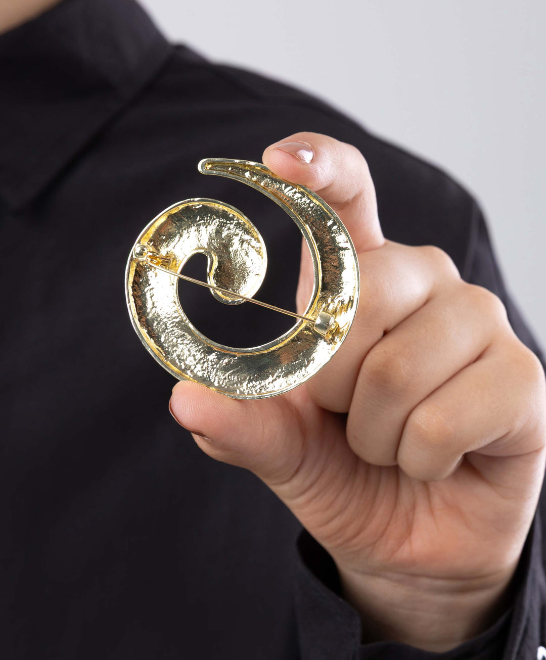 Whirl Brooch