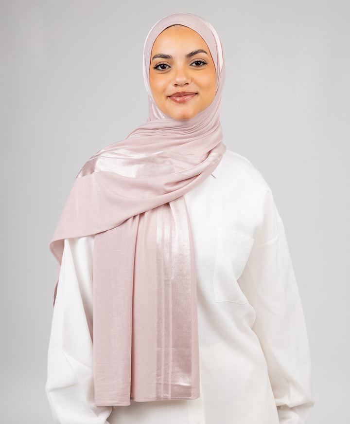 Luxurious Kuwaiti Scarf