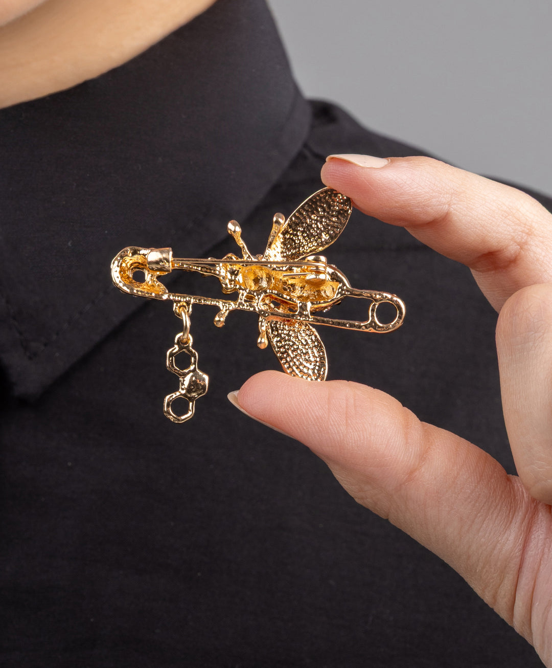 Buzzy Brooch