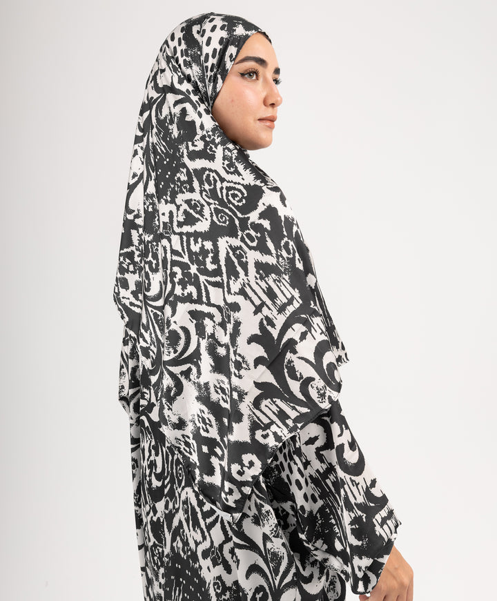Shadow Satin Isdal