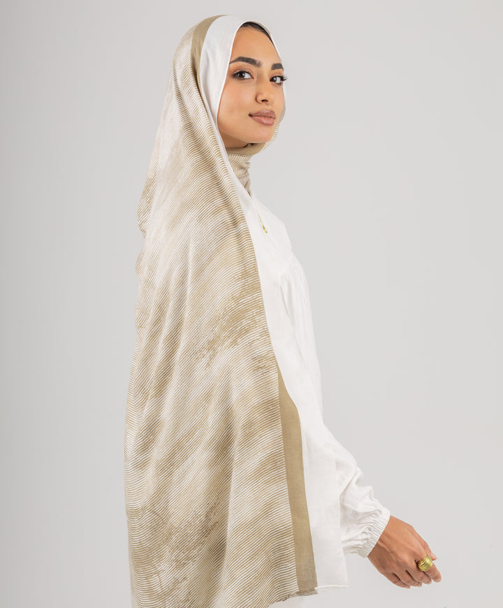 String Modal Scarf