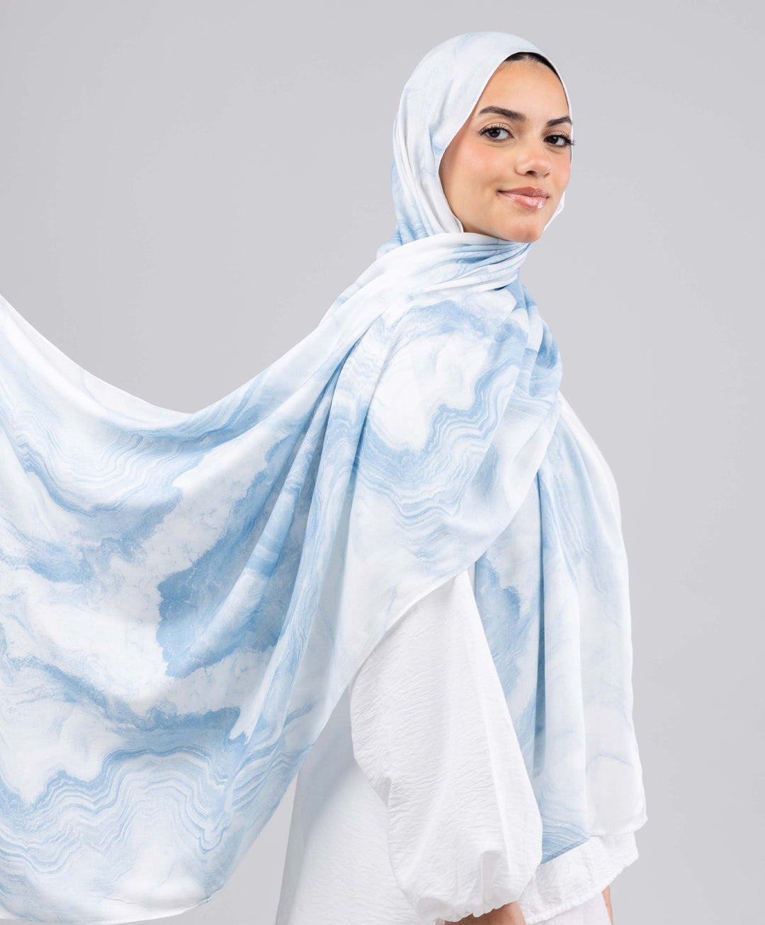 Wave Modal Scarf