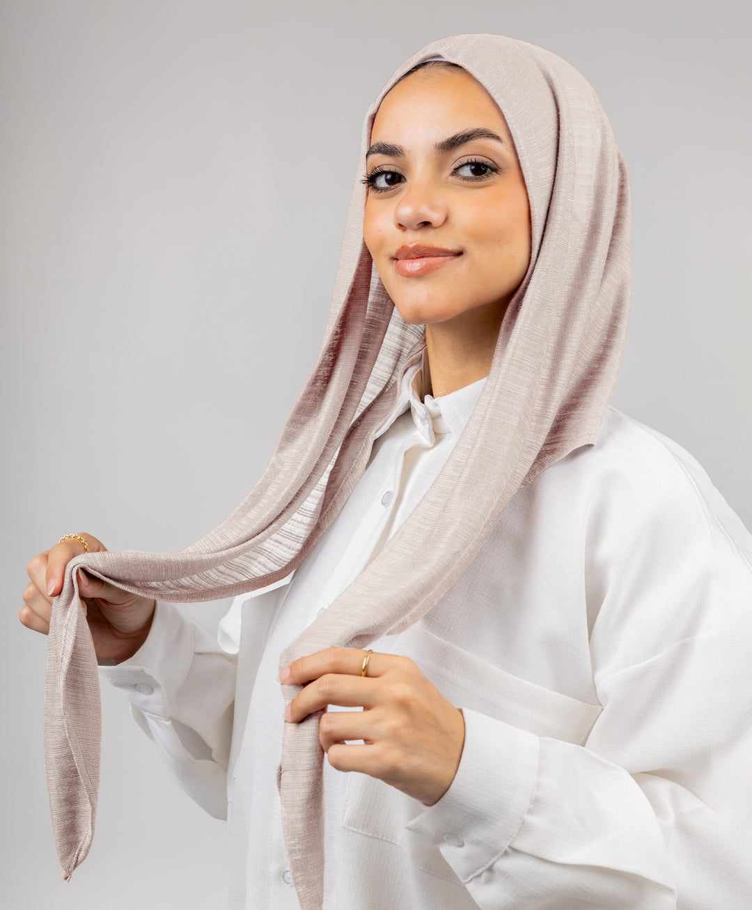Kuwaiti Easy Opened Wrap Scarf
