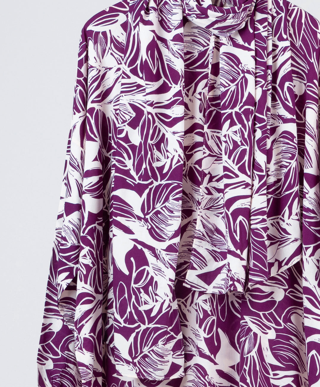 Plum Blossom Viscose Isdal