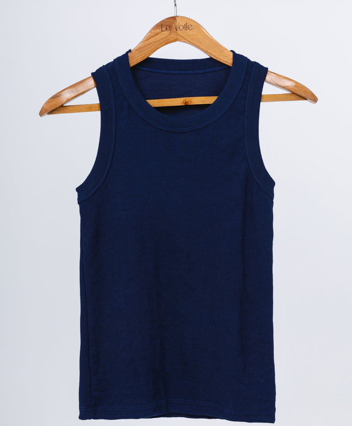 Basic Sleeveless Shirt