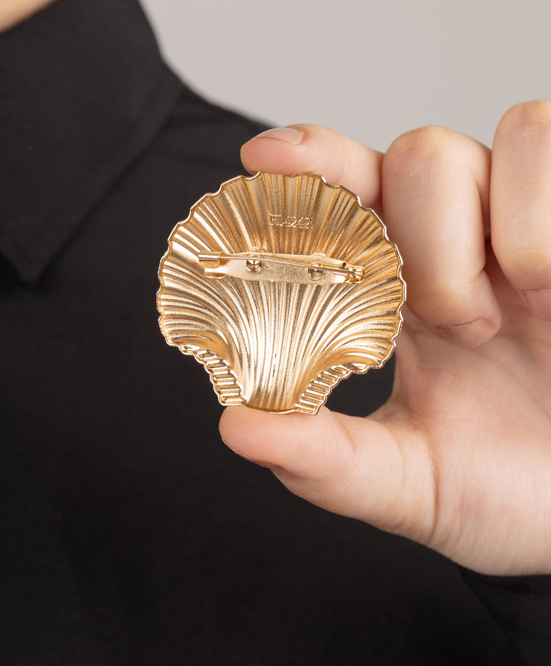Shell Brooch
