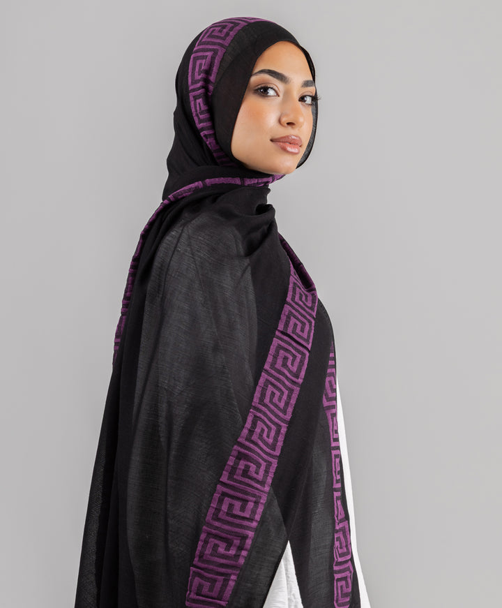 Meander Majesty Linen Scarf