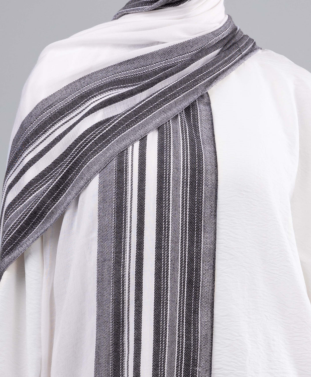 Soft Stripe Linen Scarf