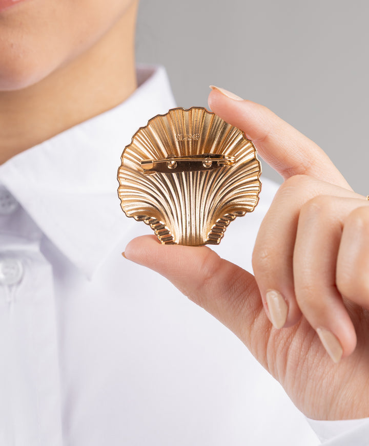 Shell Brooch