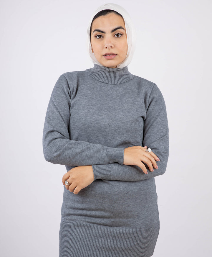 Long Modest Basic Fit Pullover