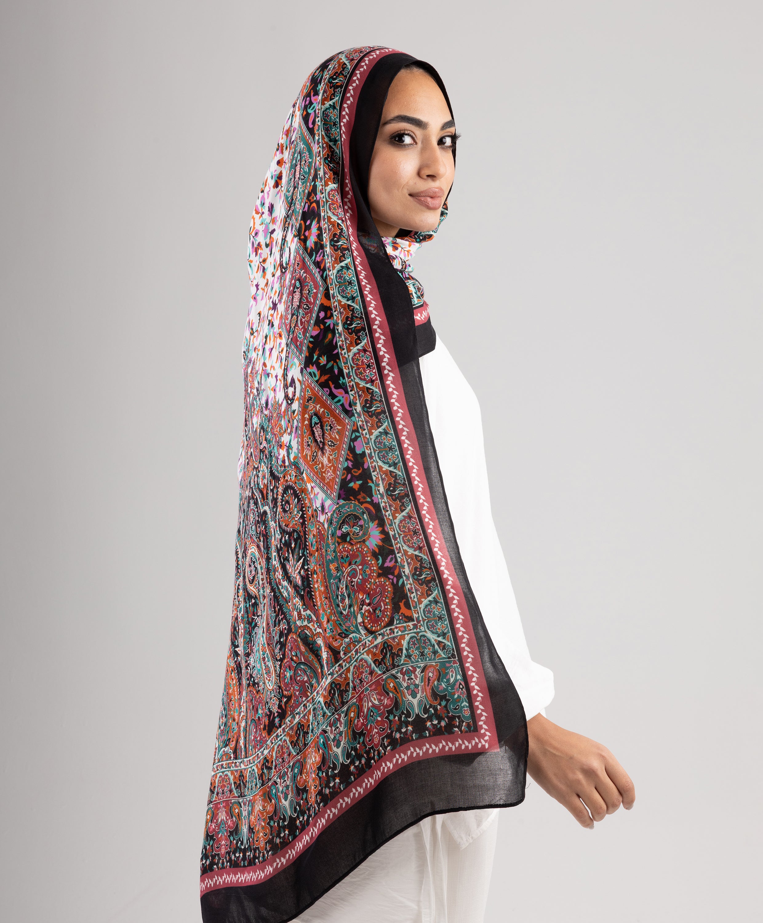 Paisley Modal Scarf – Le Voile