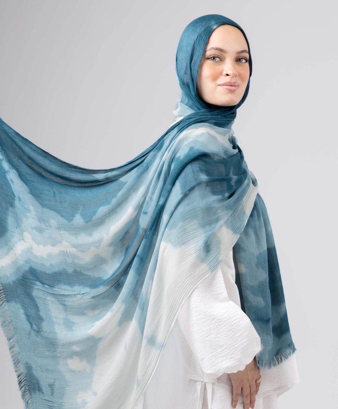 Wave Dye Linen Scarf