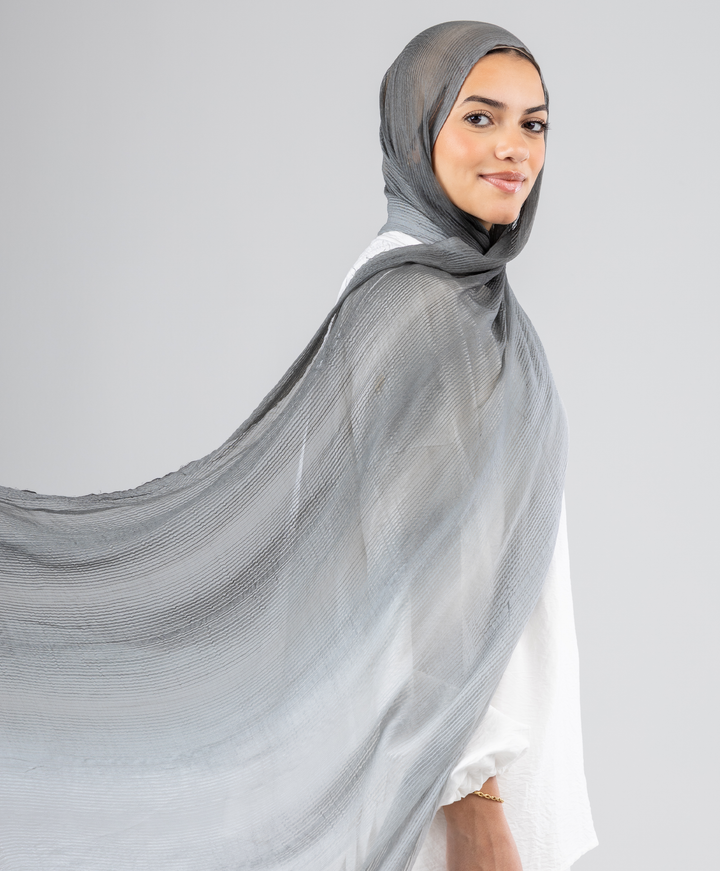Soft Gradient Cotton Scarf