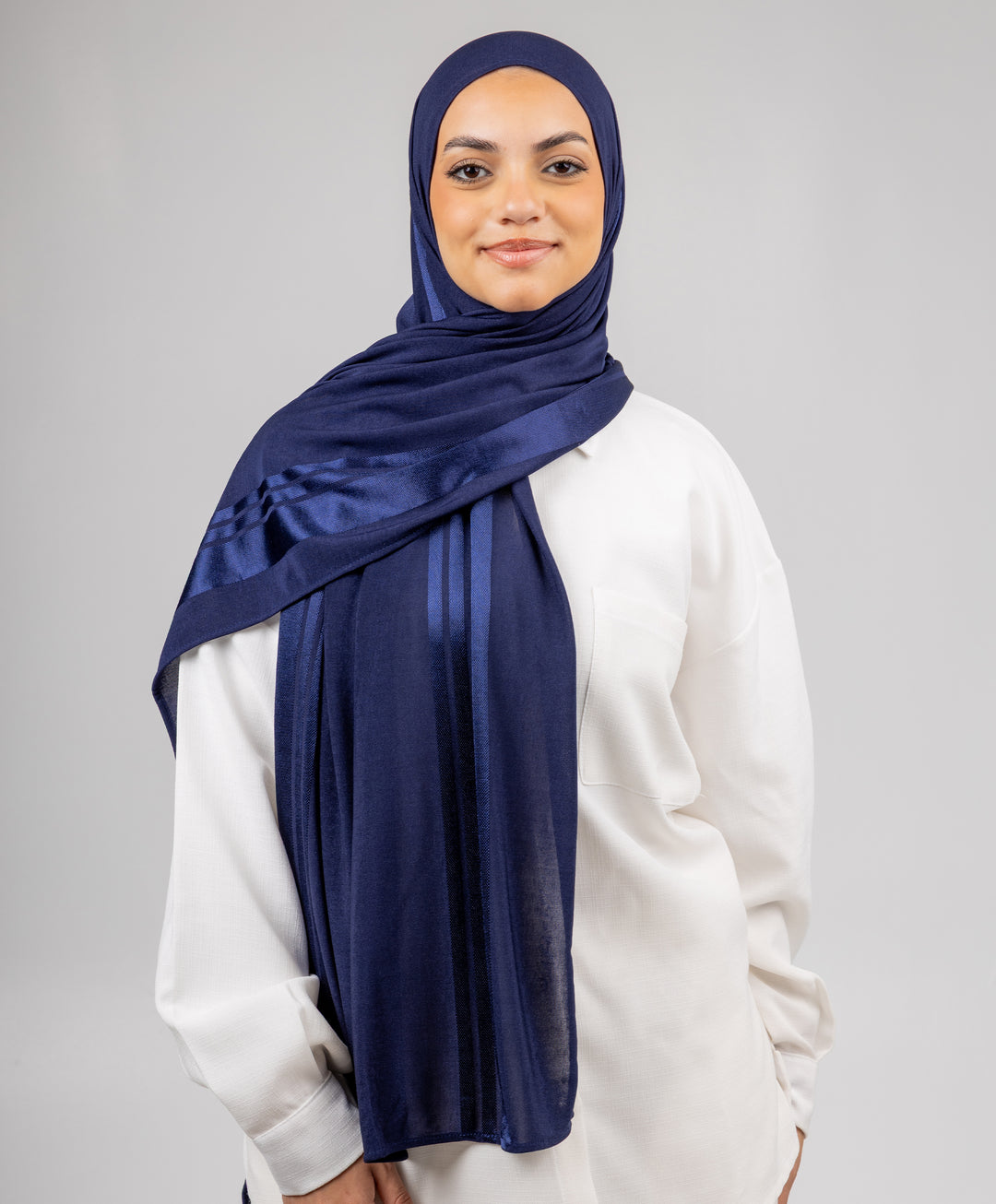 Luxurious Kuwaiti Scarf