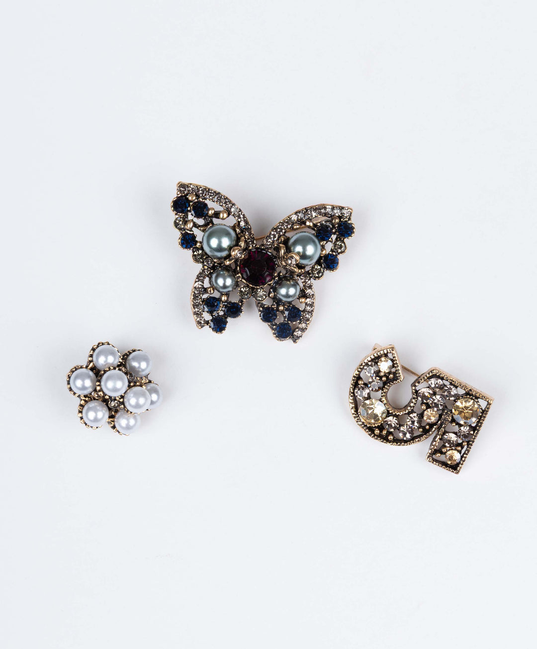 Daisy Brooch