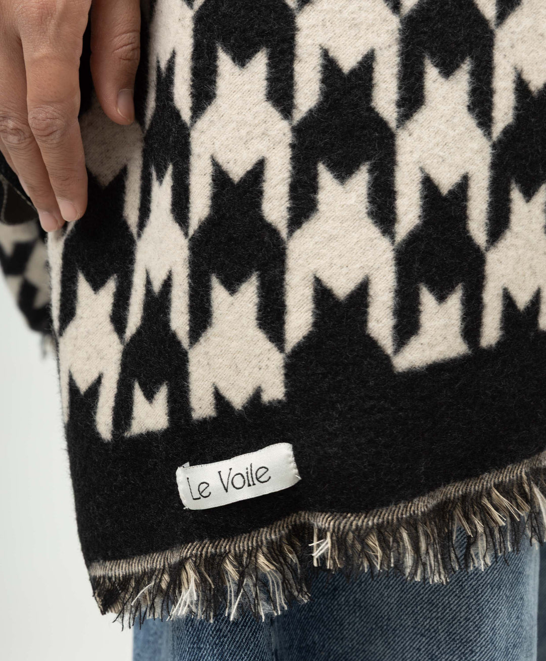 Houndstooth Winter Shawl