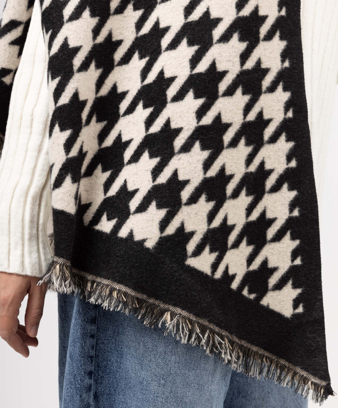 Houndstooth Winter Shawl